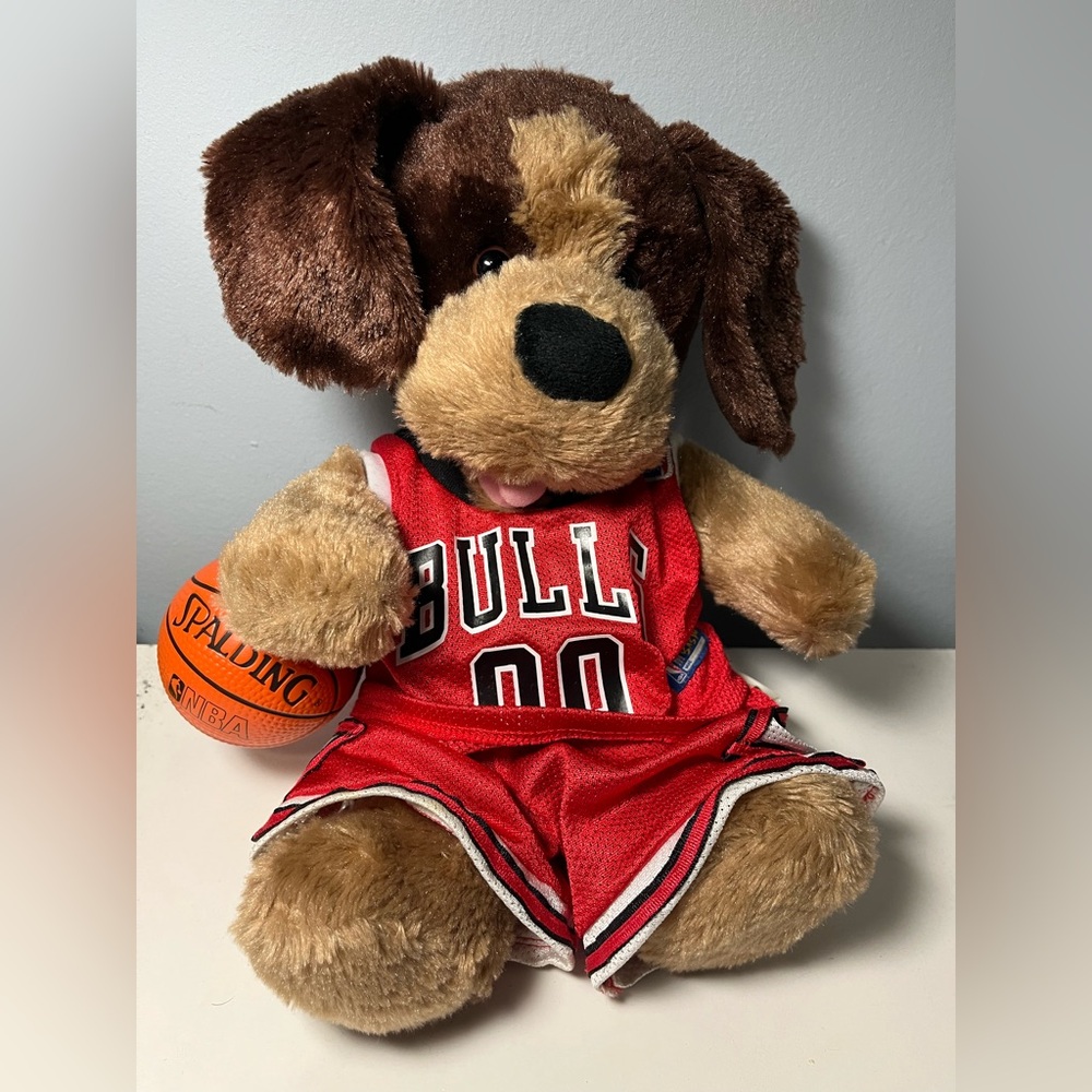 Build A Bear Stuffed Animal Rare set and accessories-Chicago Bulls (Brand new)